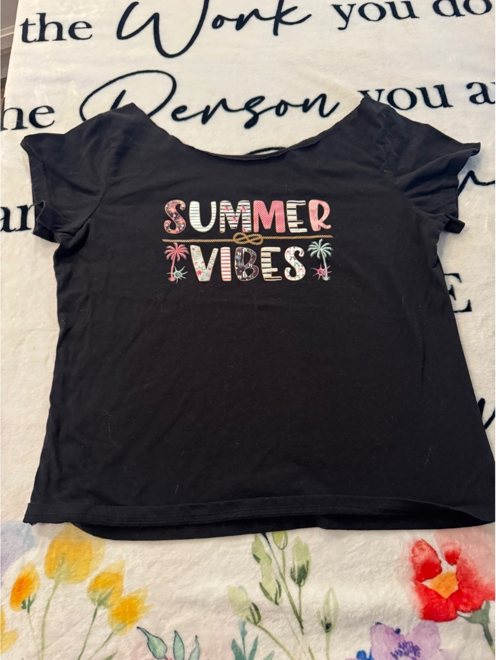Summer Vibes Women's T-Shirt, Size M